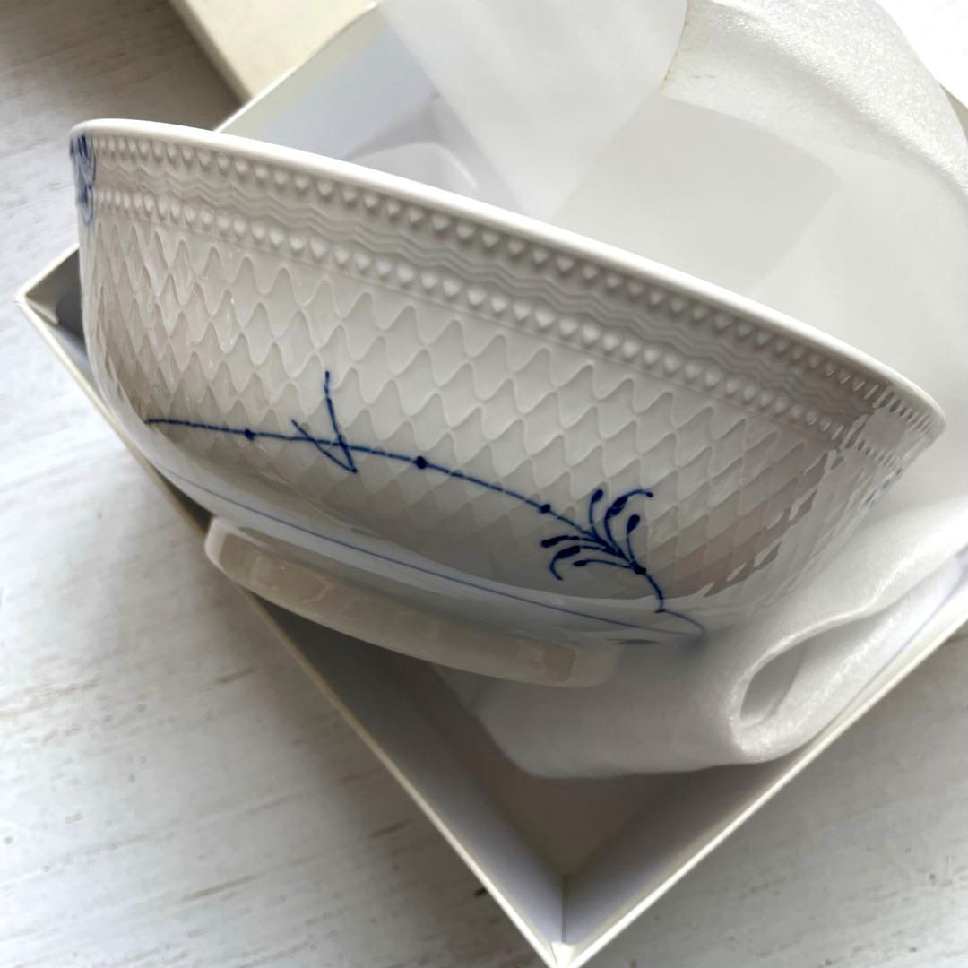 新品 ブランド箱入り ロイヤルコペンハーゲン ブルーパルメッテボウルL 22cm