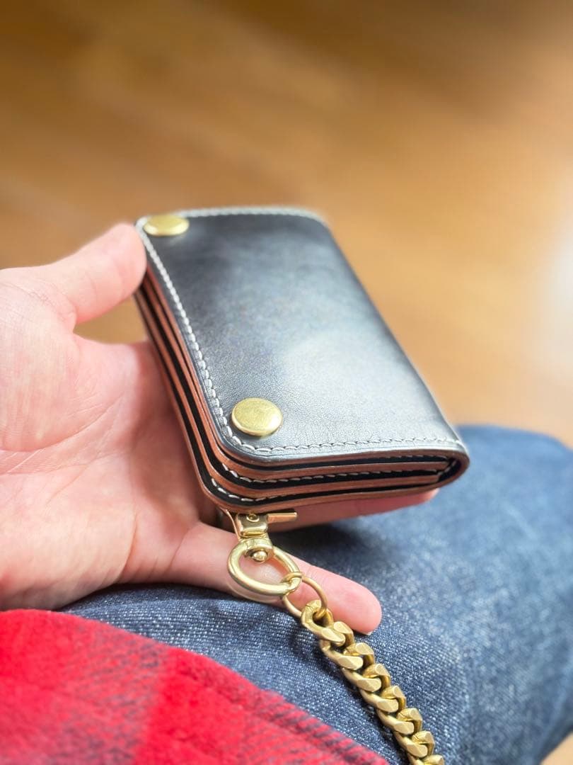 ミドルトラッカーウォレット 本革 茶芯ブラック 真鍮 メンズ