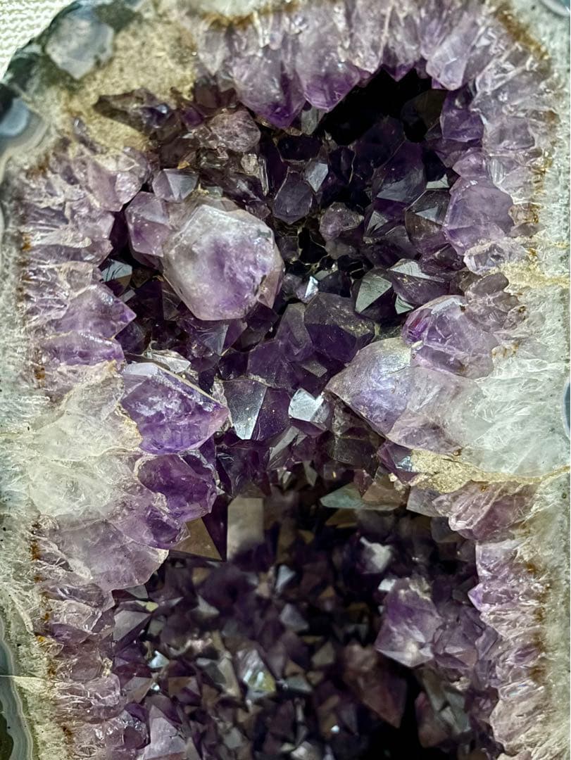 アメジストドーム　天然石　紫水晶　鉱物　鑑賞石　希少