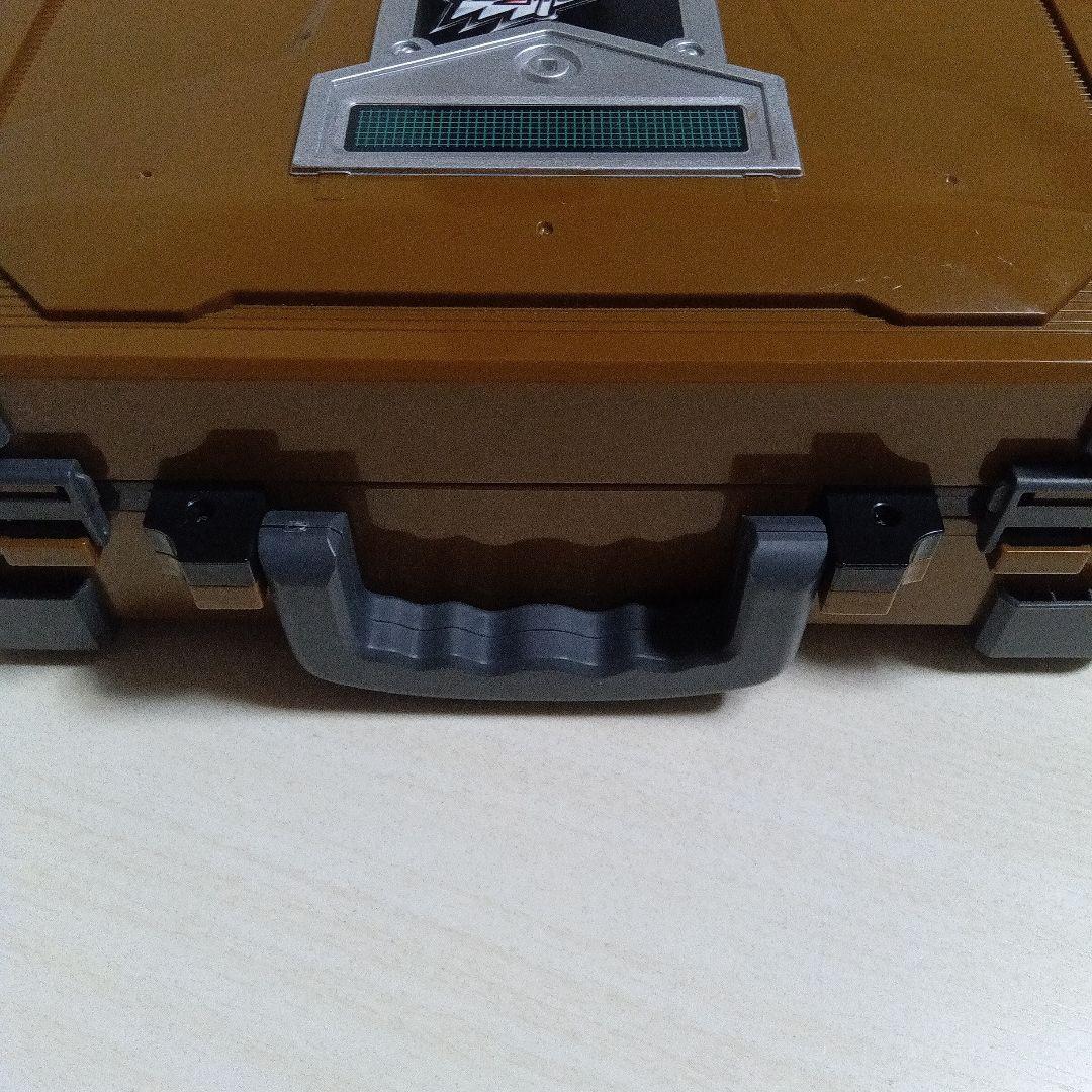 獣電戦隊キョウリュウジャー　獣電池＆ボックス　セット