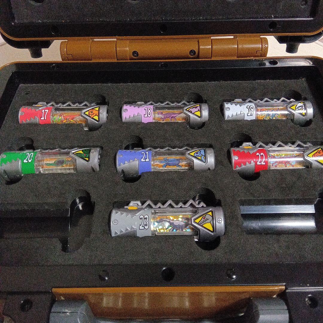 獣電戦隊キョウリュウジャー　獣電池＆ボックス　セット