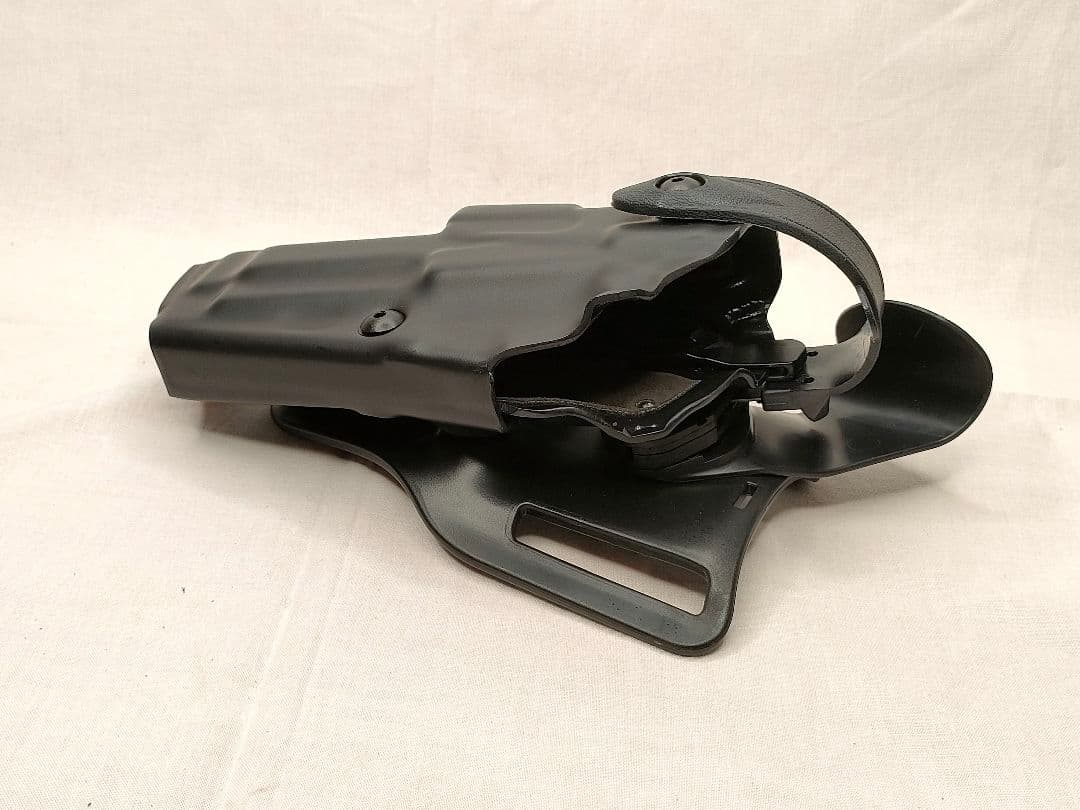 【実物】サファリランド M9 ホルスター 左利き用 Safariland 92