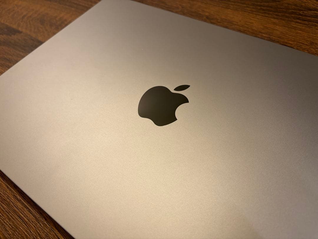 13インチ MacBook Air M3 2024年 8GB SSD 256GB