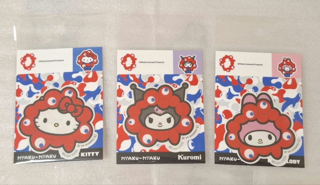 関西万博　ミャクミャク×サンリオ ステッカー 7種セット　キティ クロミ 他