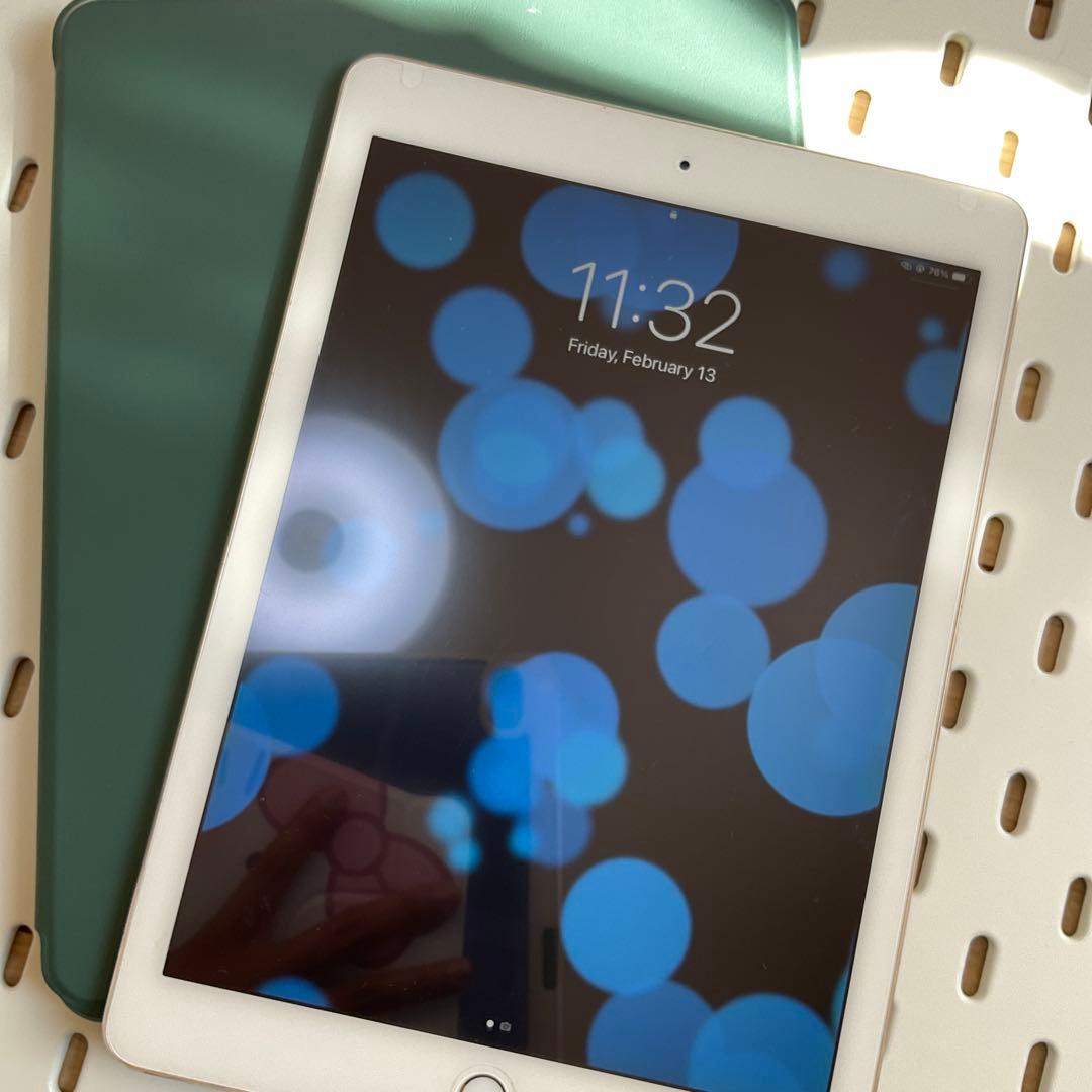 iPad Air 2 64GB ケース