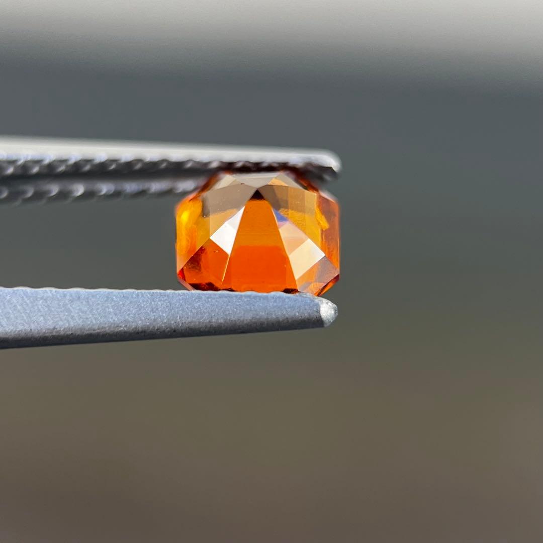 スリランカ産非加熱天然グロッシュライトガーネット