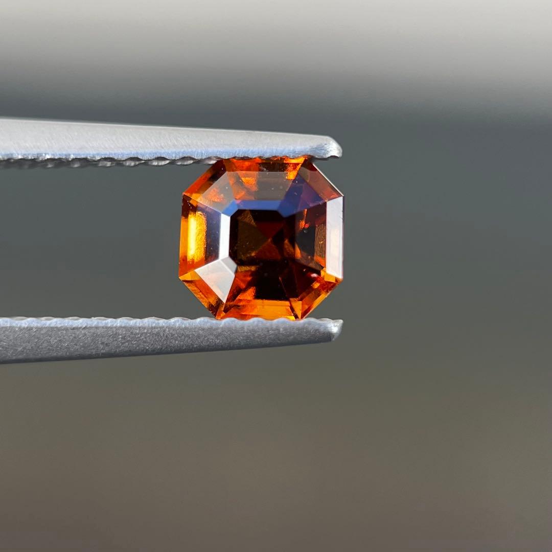 スリランカ産非加熱天然グロッシュライトガーネット