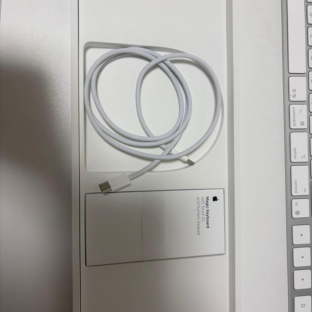Magic Keyboard テンキー付き　TouchID