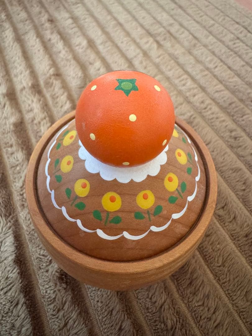 木絵雑貨 キャニスター 蓋物 みかん