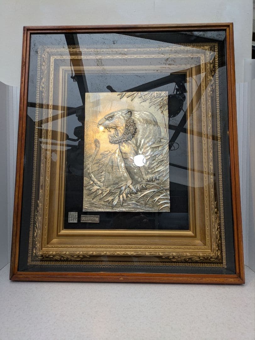 ☆b697、純金鍍金24KGP保証　虎（トラ） 額縁　金属工芸　 風水 金運