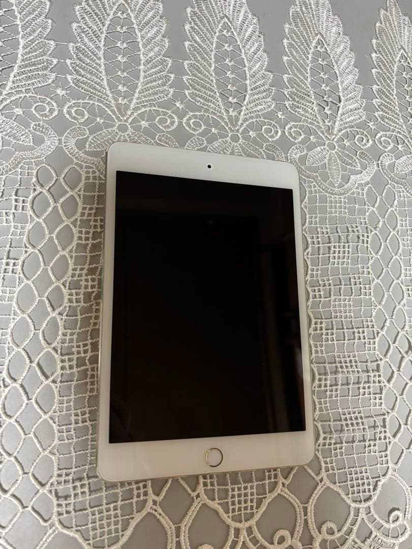 【平田】ipad mini4 第4世代 128GB SIMロック解除済