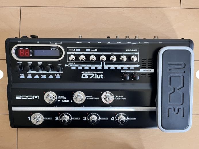 ZOOM G7.1ut ギターエフェクター