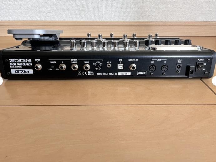 ZOOM G7.1ut ギターエフェクター