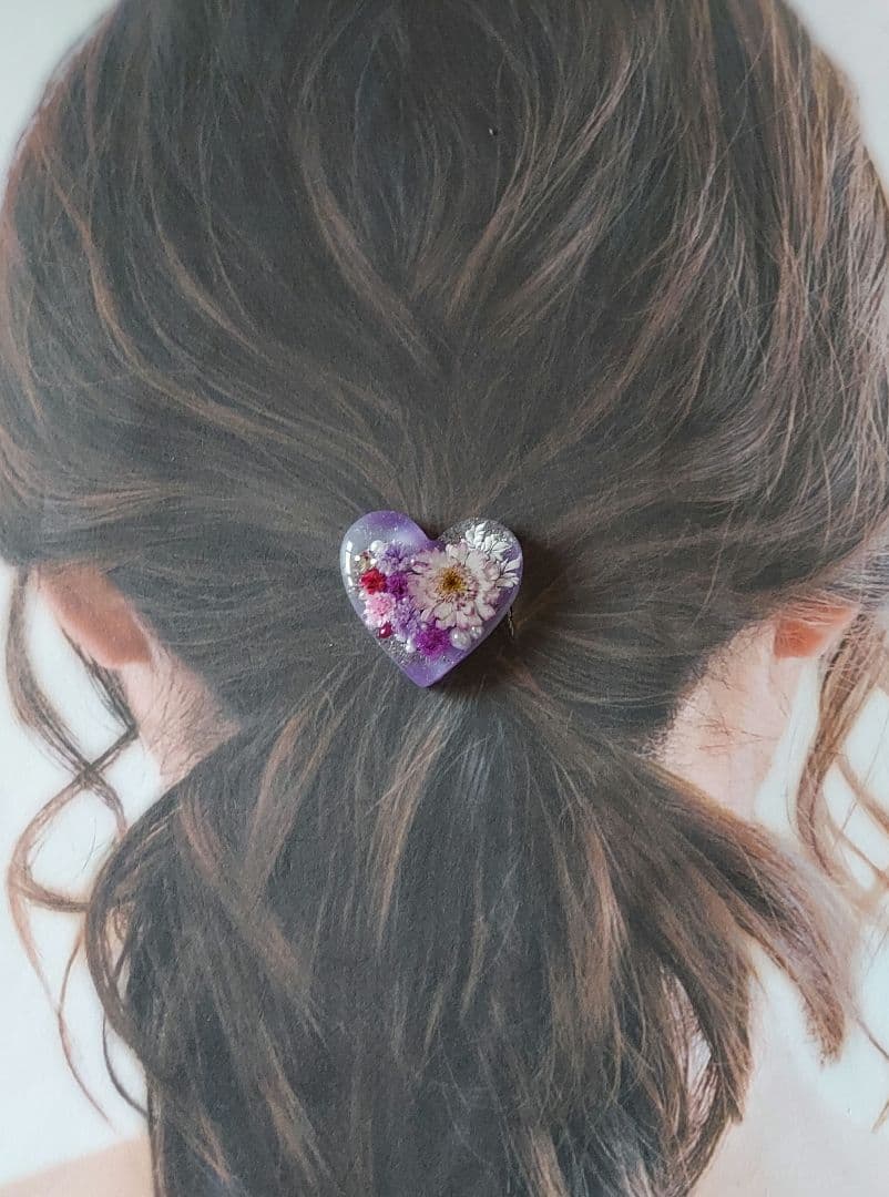 【1359】レジン　マトリカリア　ヘアゴム　ポニーフック　ブロ―チ　ハンドメイド