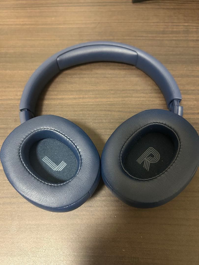 【使用数回のみ】JBL TUNE 770nc (動作確認済み)