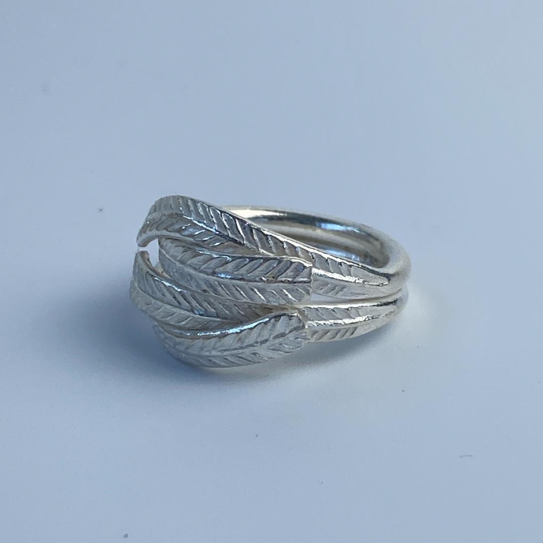 【14号】カレンシルバー　メンズ　レディース　新品未使用　草モチーフ