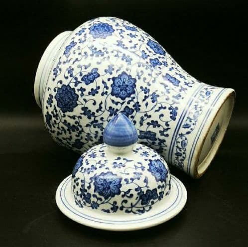 青花染付将軍缶 （物入れ）中国の陶器　時代物　工芸品