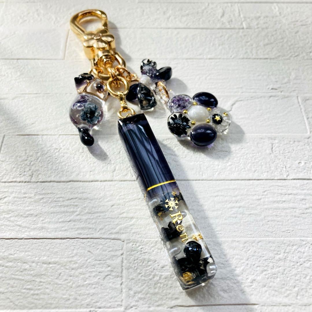 Rʕ•ᴥ•ʔE⑅ページ　目黒蓮名入れチャームレジンキーホルダー