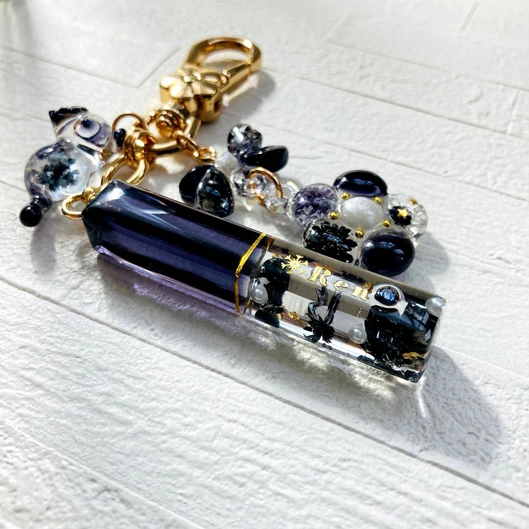 Rʕ•ᴥ•ʔE⑅ページ　目黒蓮名入れチャームレジンキーホルダー