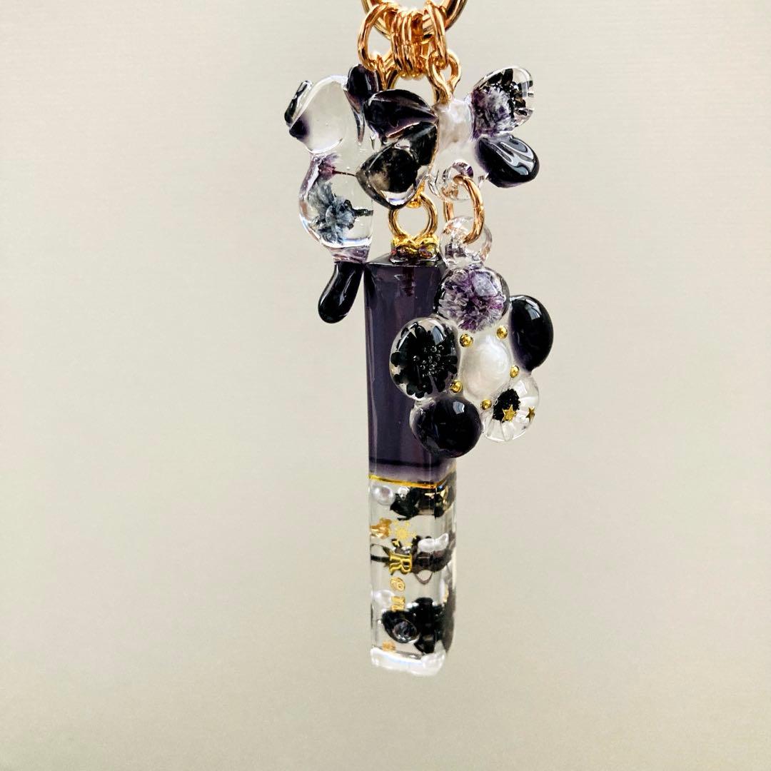 Rʕ•ᴥ•ʔE⑅ページ　目黒蓮名入れチャームレジンキーホルダー