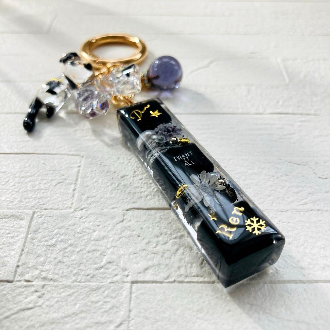 Rʕ•ᴥ•ʔE⑅ページ　目黒蓮名入れチャームレジンキーホルダー