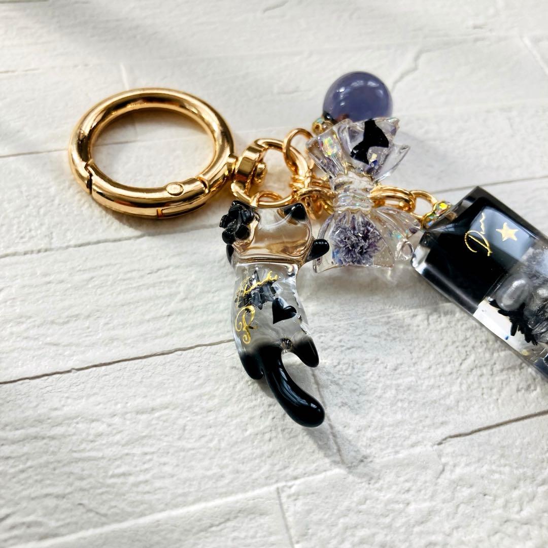 Rʕ•ᴥ•ʔE⑅ページ　目黒蓮名入れチャームレジンキーホルダー