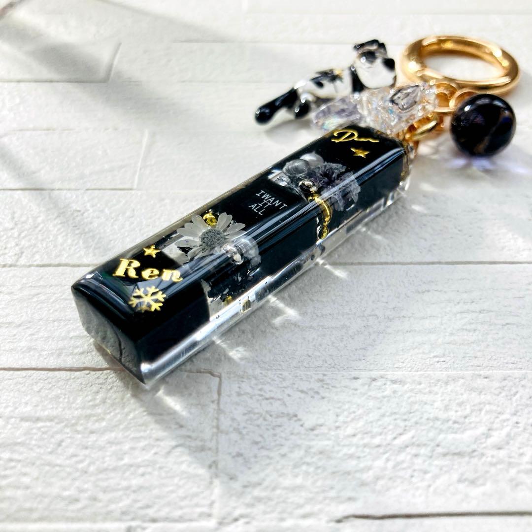 Rʕ•ᴥ•ʔE⑅ページ　目黒蓮名入れチャームレジンキーホルダー