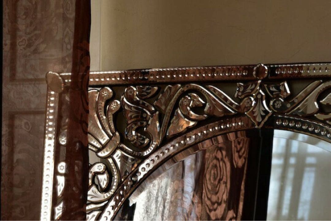 壁掛け鏡 壁掛けミラー アンティーク調フルールド・リス　Fleur　de lis