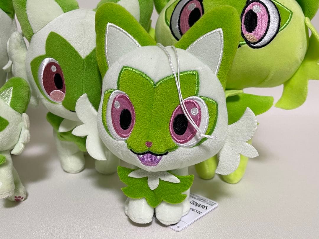 ポケモン　ニャオハ　ぬいぐるみまとめ売り