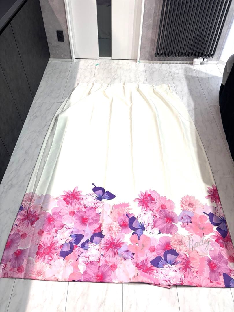 新品未使用Radyトロピカルフラワーカーテン