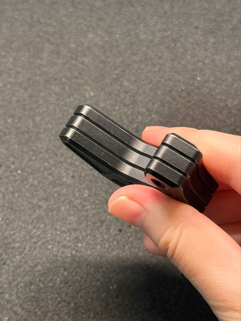 POIS BANANA SS製　フィジェットトイ