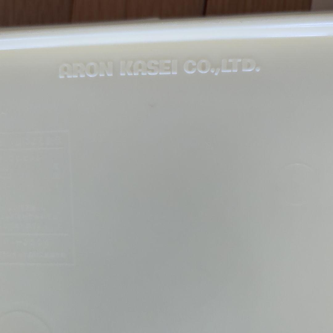 コンテナーバッド　プラスチック