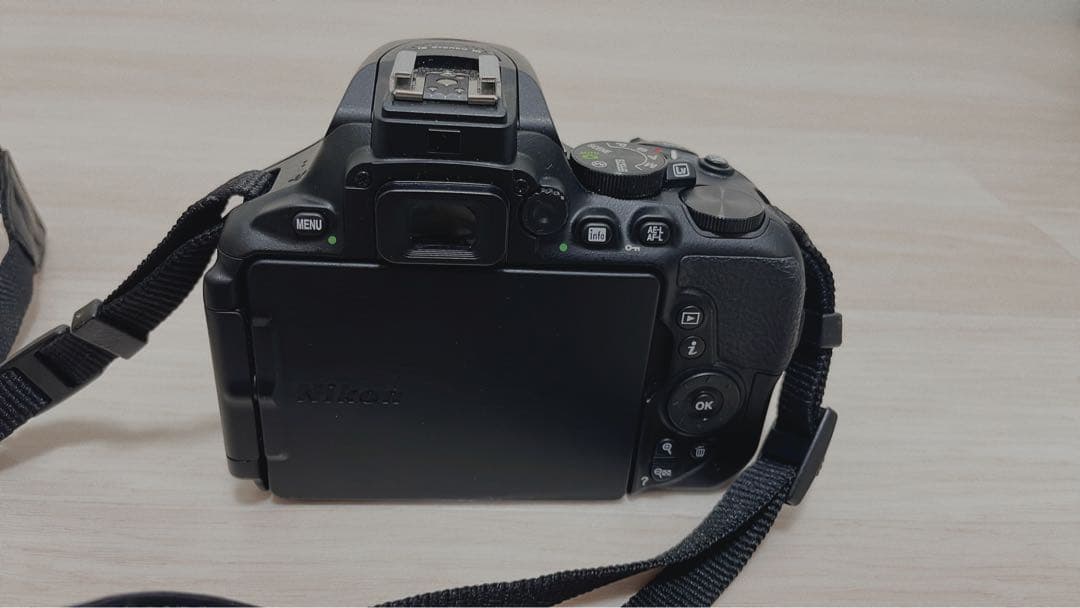デジタルカメラ Nikon D5600 18-55 VR Kit