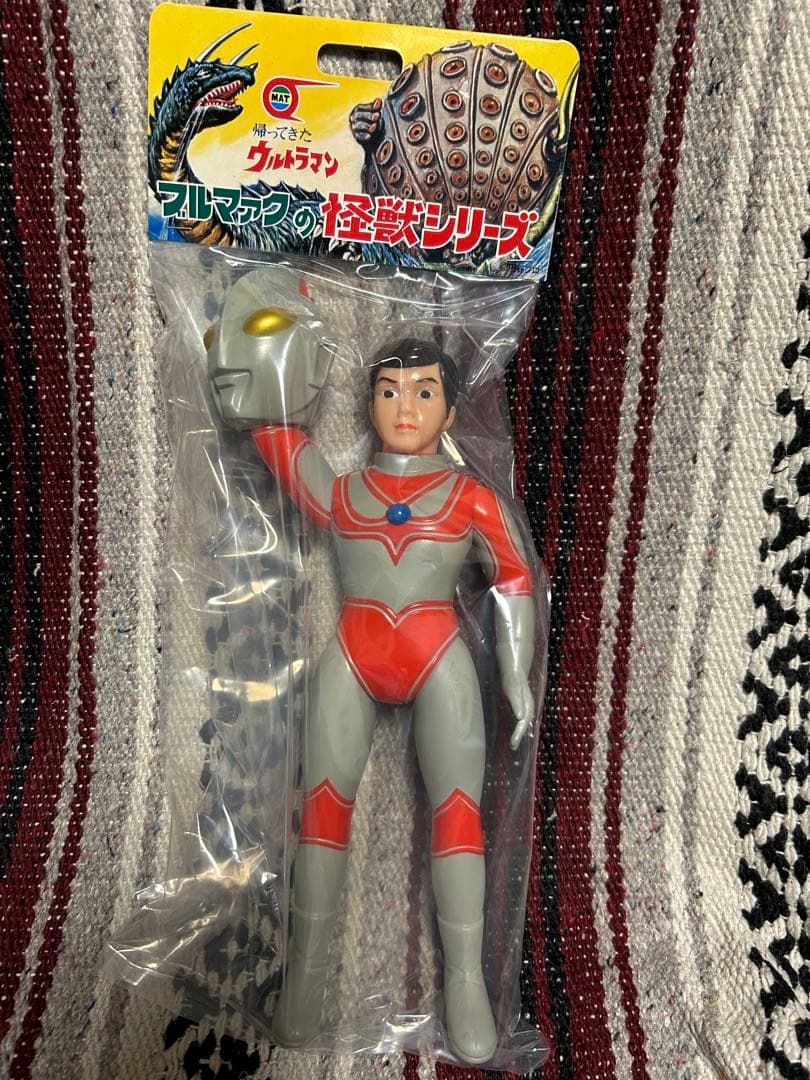 ブルマァクの怪獣シリーズ★帰ってきたウルトラマン（大サイズ）マスク取れ レトロ調