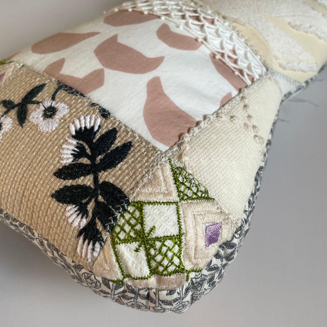 ミナペルホネン ハンドメイド オッドアイ ⭐猫 (*ΦωΦ)白猫さんb5