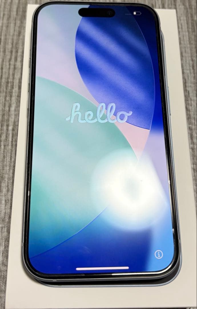 iPhone15 256GB ブルー本体 SIMフリー 1年未満 美品箱付き