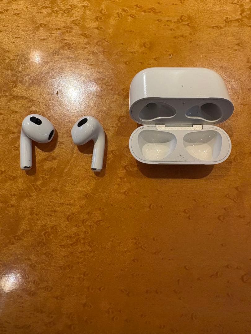 AirPods3【2021発売】 本体 充電ケース付き