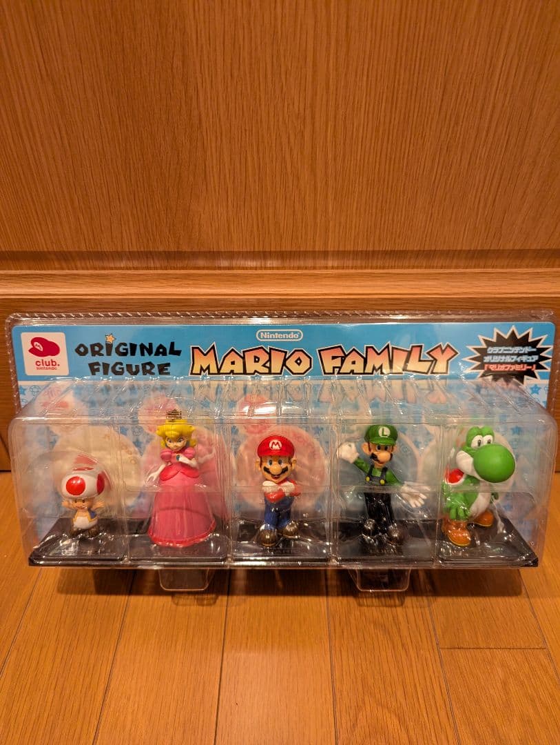 クラブニンテンドー オリジナルフィギュア「マリオファミリー」☆未開封