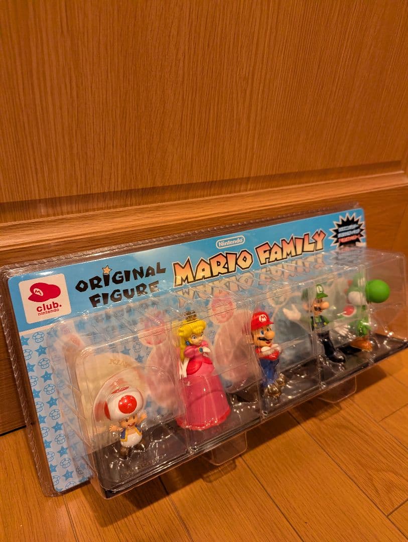 クラブニンテンドー オリジナルフィギュア「マリオファミリー」☆未開封