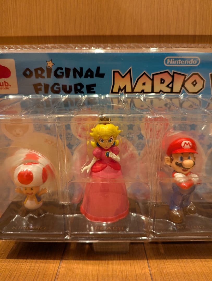 クラブニンテンドー オリジナルフィギュア「マリオファミリー」☆未開封