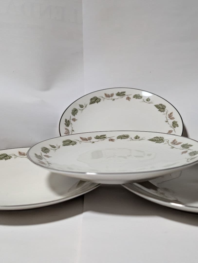 （台テ下）RC オールドノリタケ　葉模様のホワイトプレート6枚セット