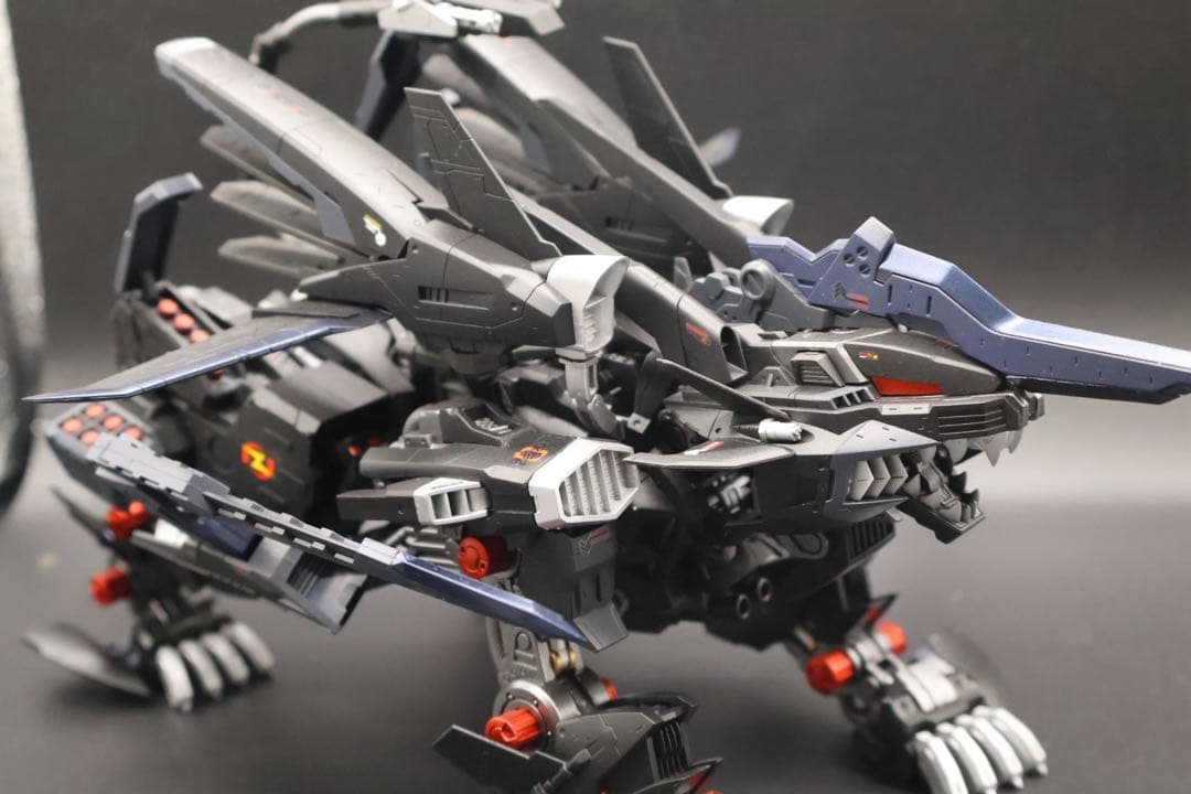 ゾイド　コトブキヤ HMM ライガーゼロ・ドミナス