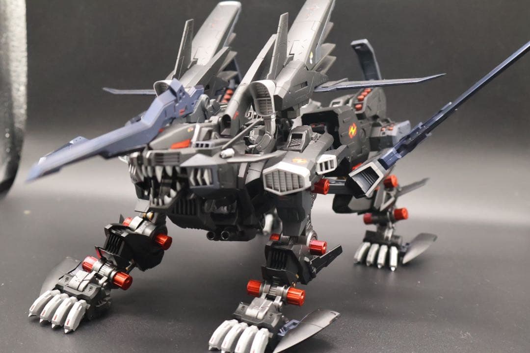 ゾイド　コトブキヤ HMM ライガーゼロ・ドミナス