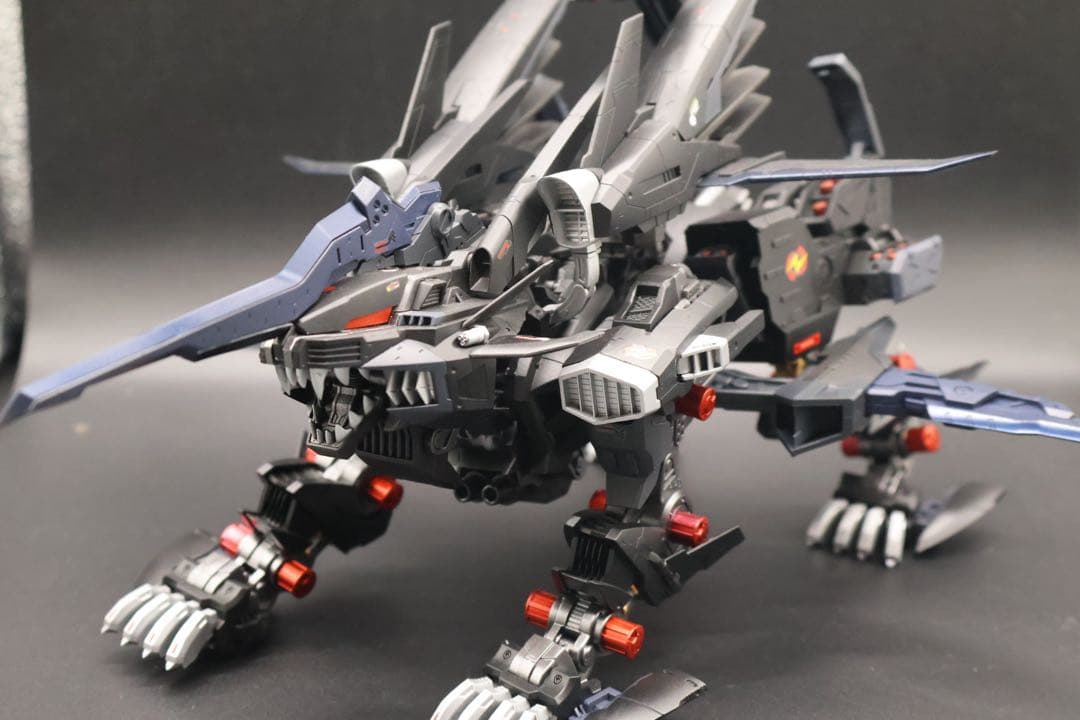 ゾイド　コトブキヤ HMM ライガーゼロ・ドミナス