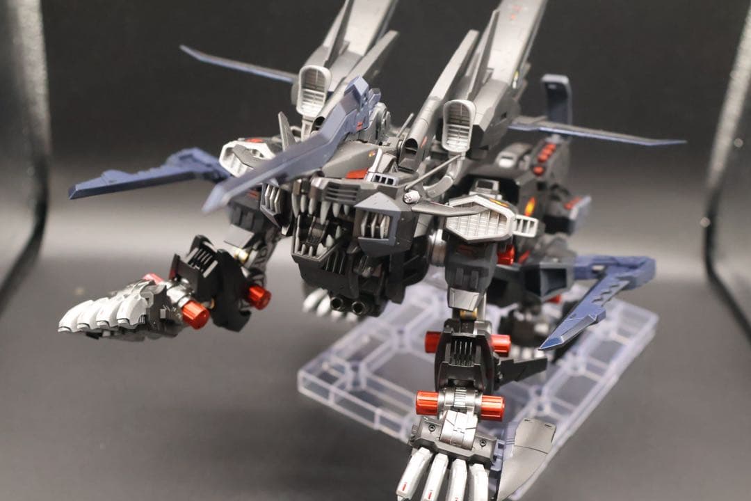 ゾイド　コトブキヤ HMM ライガーゼロ・ドミナス