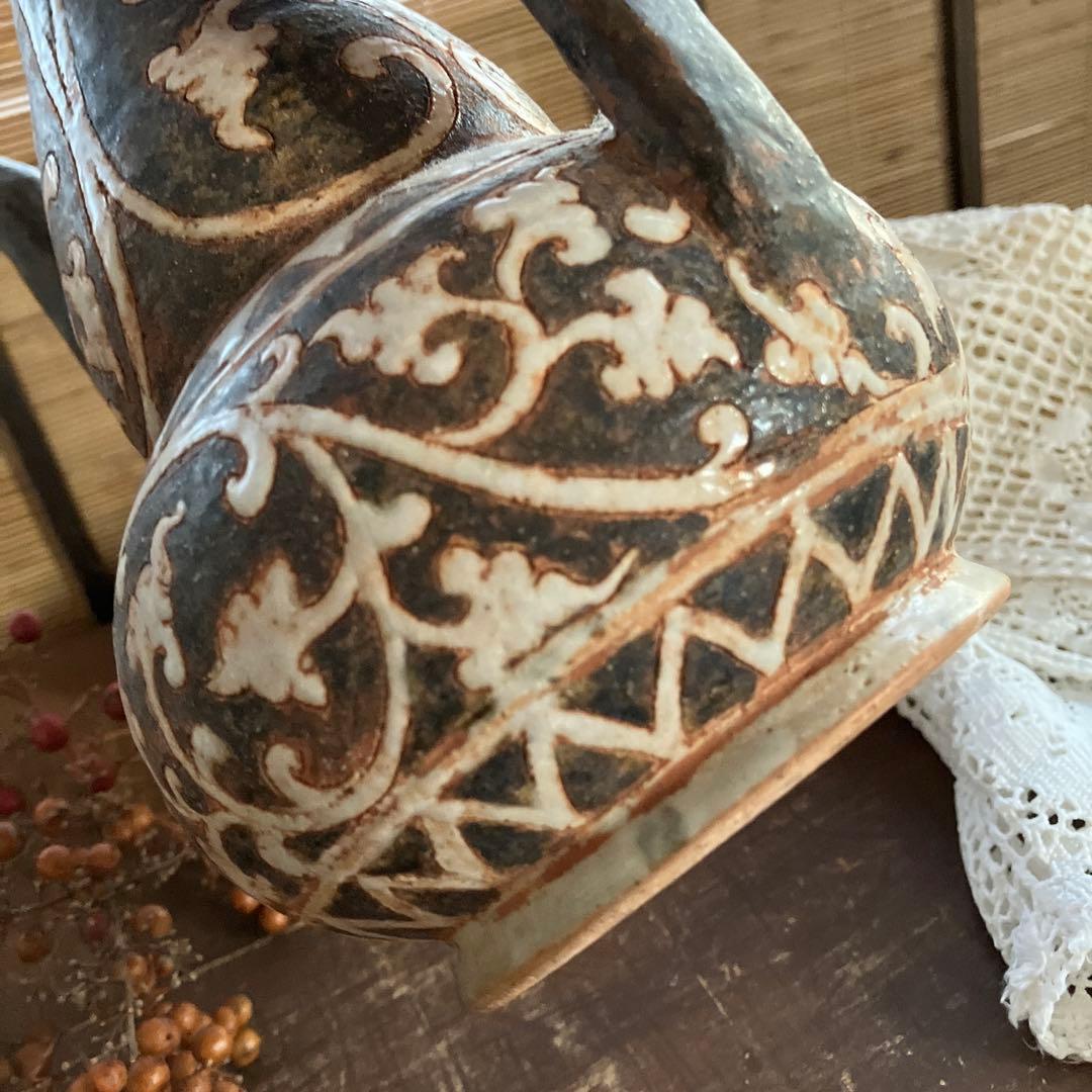 アンティーク　骨董　水差し　陶器　ヴィンテージ　唐草模様