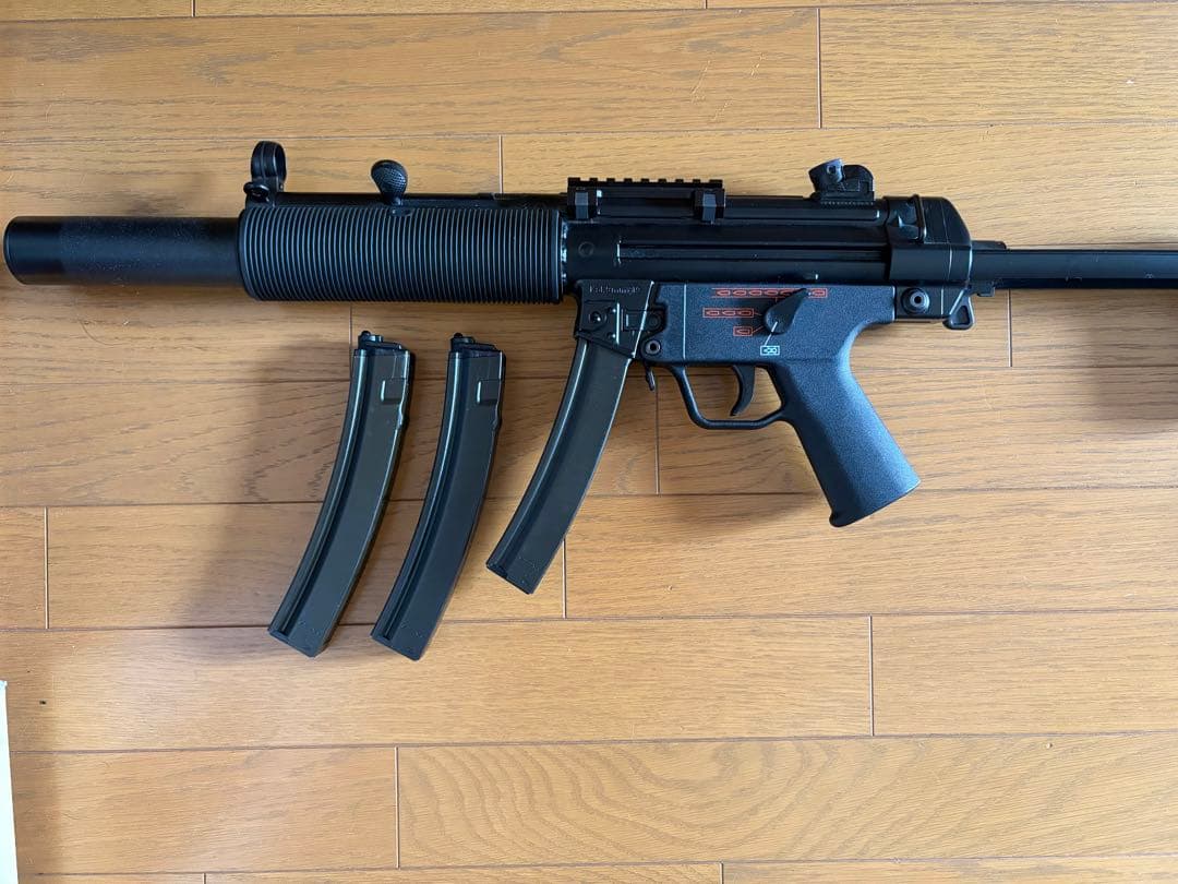 東京マルイ　次世代電動ガン MP5SD6 マガジン3本付き