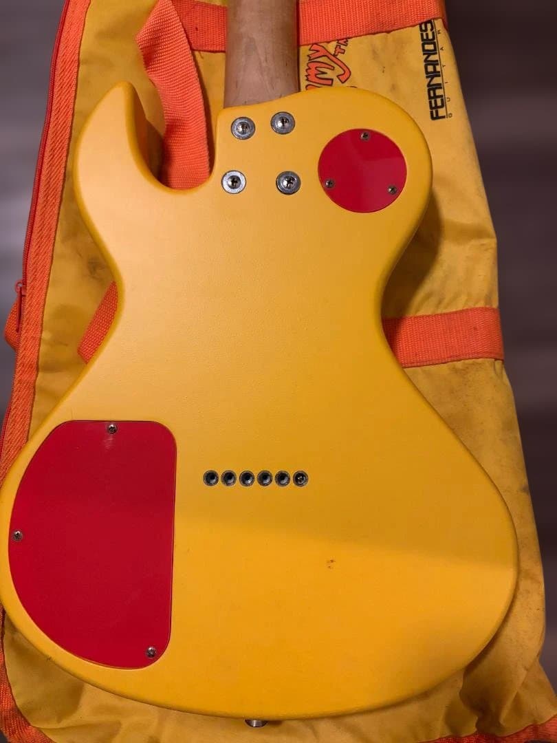 Fernandes ウンジャマ・ラミー エレキギター UJL-2000