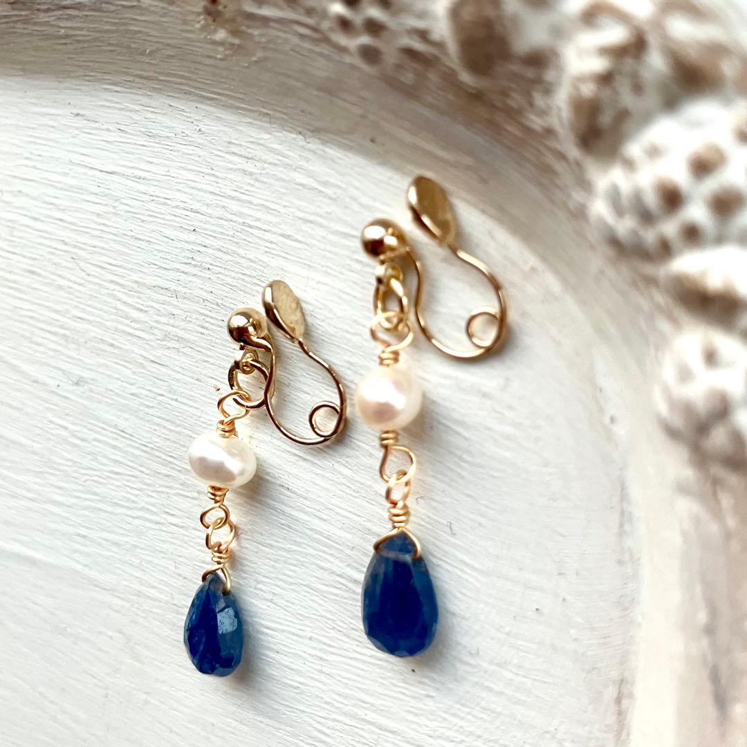 【特別価格】 天然石 9月誕生石 サファイア 痛くないイヤリング