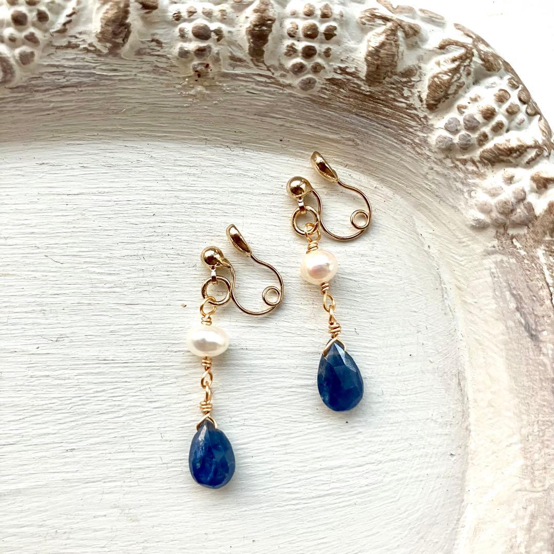 【特別価格】 天然石 9月誕生石 サファイア 痛くないイヤリング